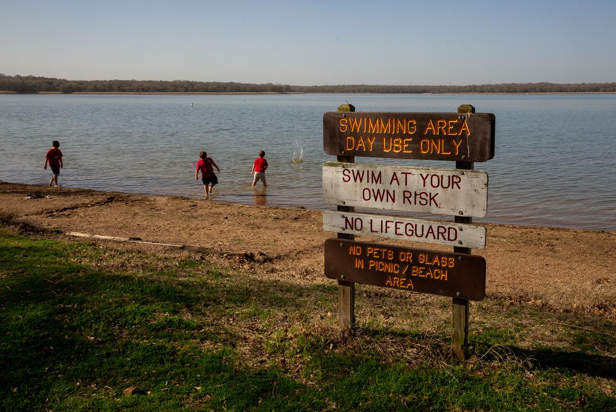 ‘We’ve come to say goodbye’ Visitors flock to Fairfield Lake State
